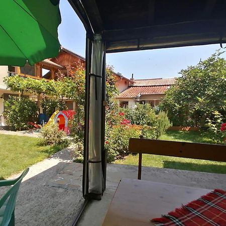 Guest House Sokratovi Obzor Zewnętrze zdjęcie