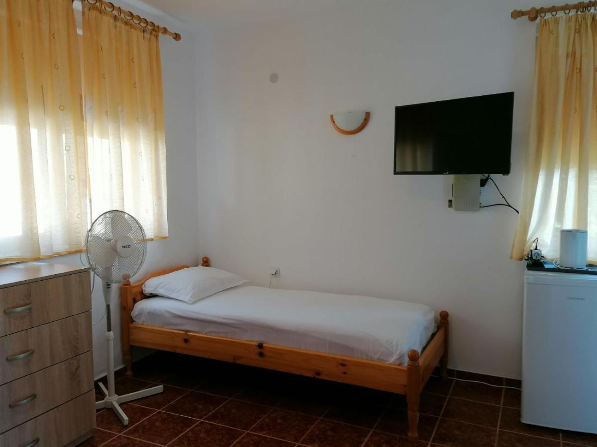 Guest House Sokratovi Obzor Zewnętrze zdjęcie