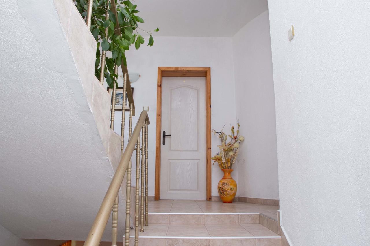Guest House Sokratovi Obzor Zewnętrze zdjęcie