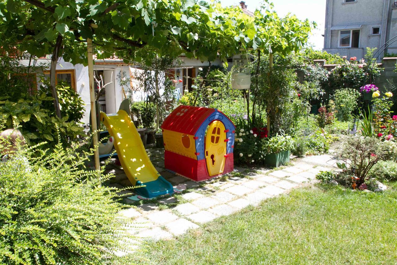 Guest House Sokratovi Obzor Zewnętrze zdjęcie